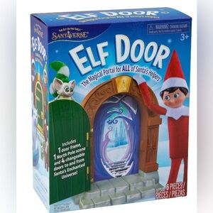 NWT The Elf on the Shelf Elf Door with 4 Enchanted Realms & North Pole Scene